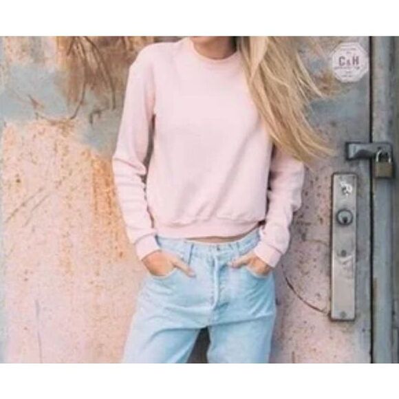 Brandy Melville Tops - Brandy Melville light pink crewneck pull over sweatshirt one size